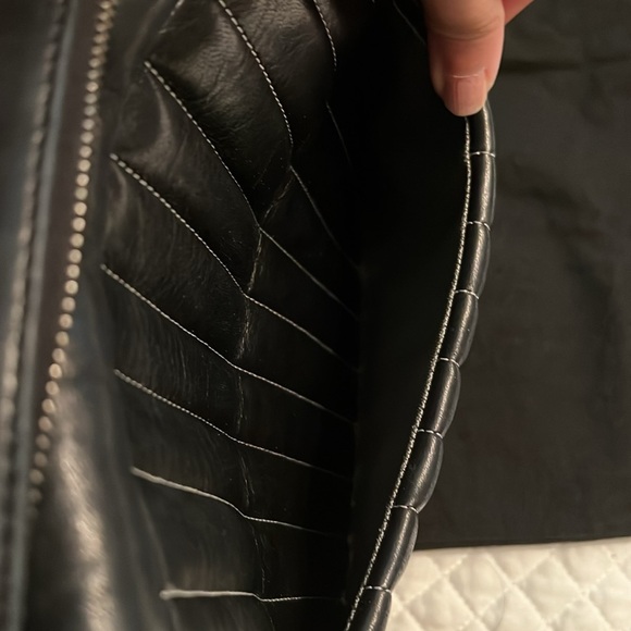 Chanel purse! - Picture 12 of 16